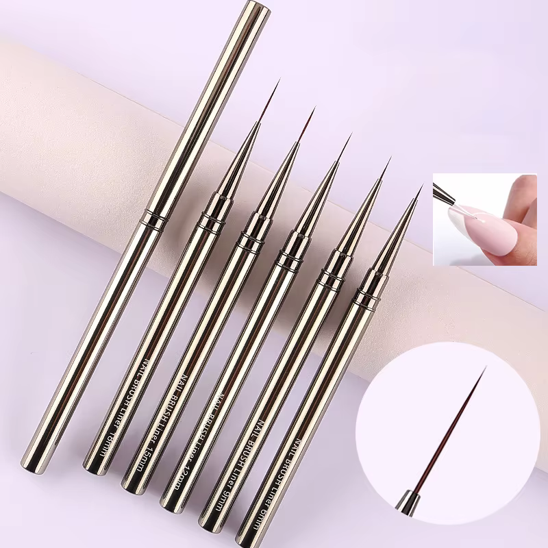 Pinceaux pour nail art