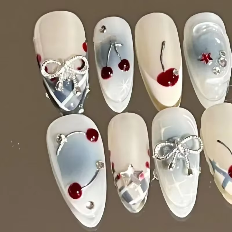 10 pièces presse à la main sur les ongles français amande couverture complète cerises et nœud conception faux