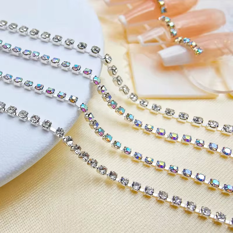 Chaîne d'ongles en cristal strass