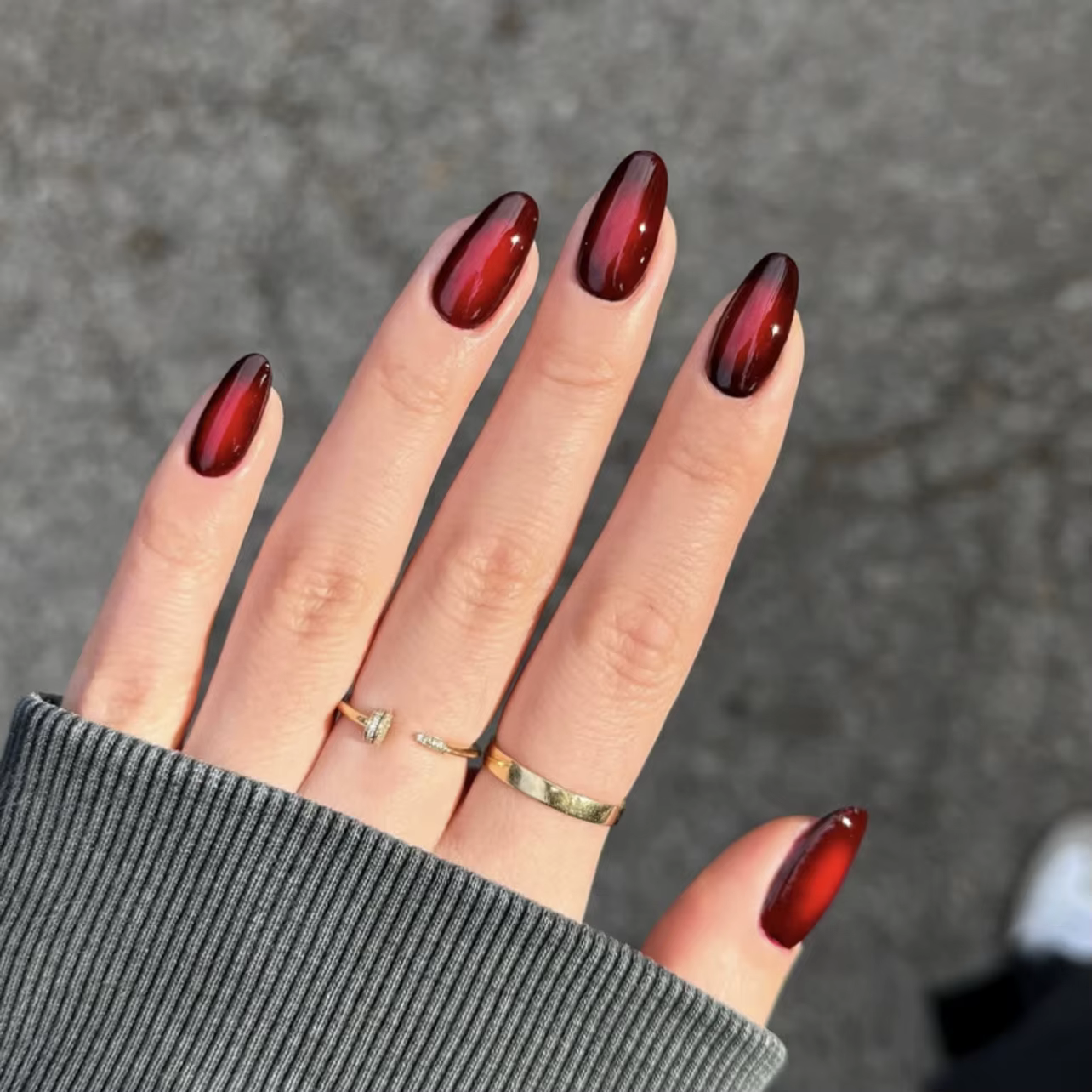 2025 Ins Simple presse sur ongles points noirs impression faux