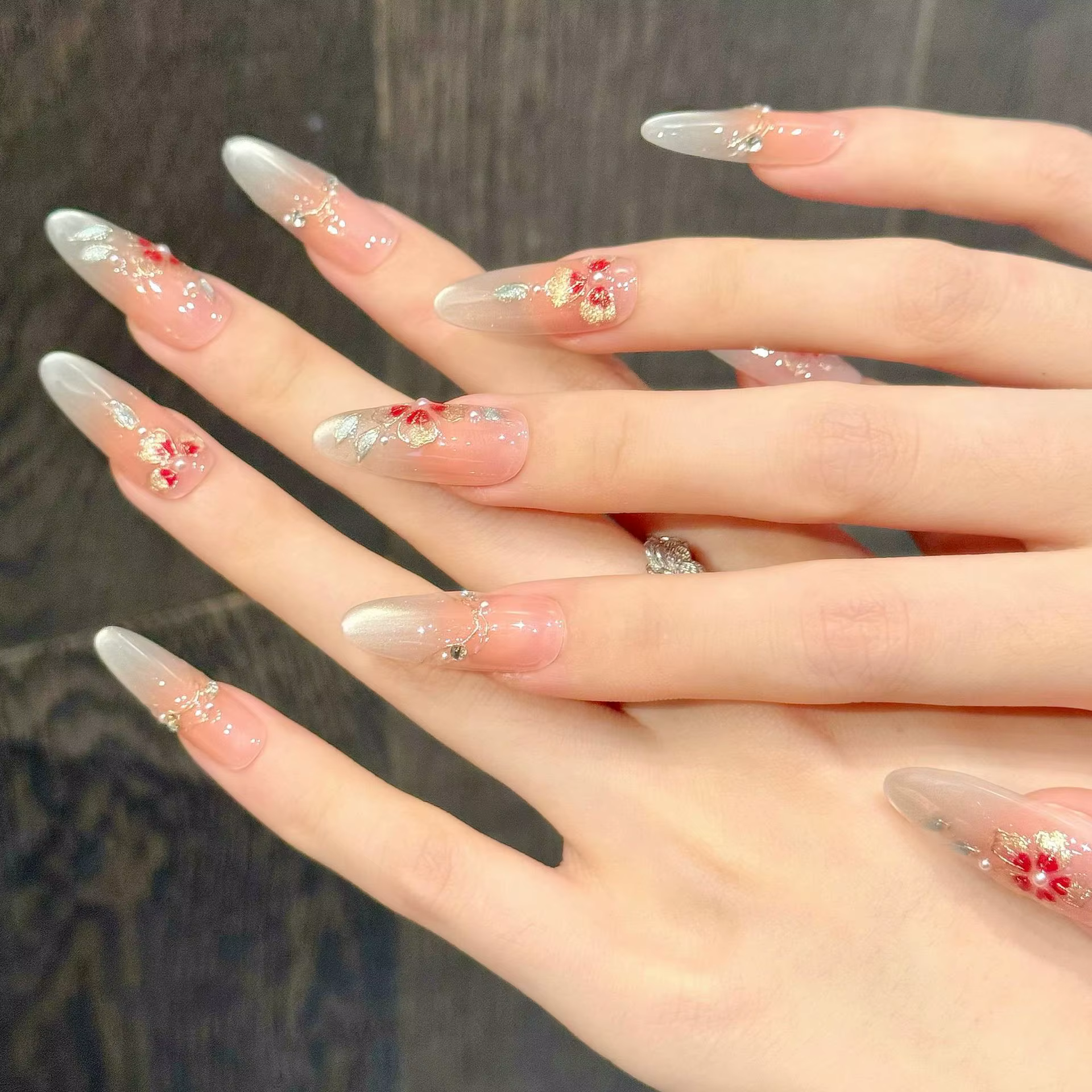 10 pièces Blush amande faux ongles faits à la main peint