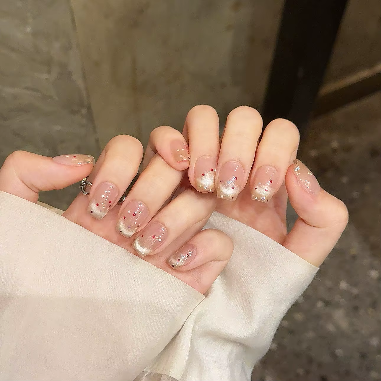 10 faux ongles en forme de cercueil faits à la main