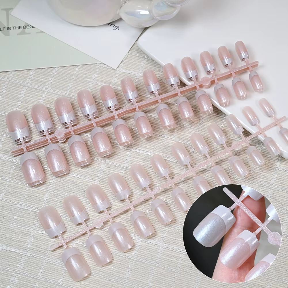 Faux ongles à tête carrée nacrée Simple