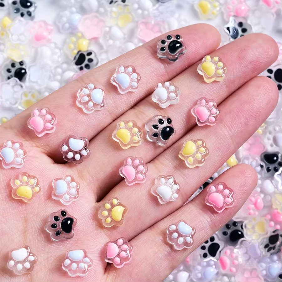 50 pièces de breloques lumineuses pour ongles en forme de pattes de chiot et de chat, décorations 3D pour nail art, accessoires