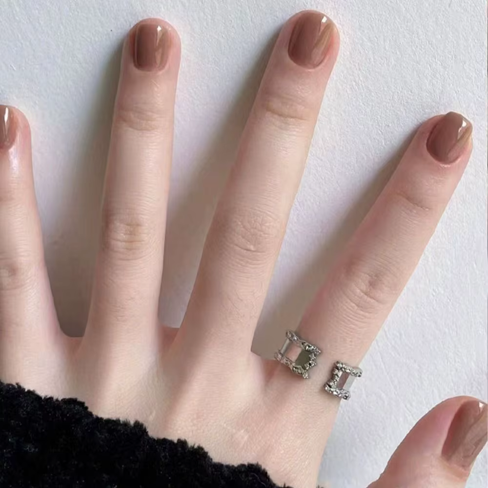Faux ongles courts détachables