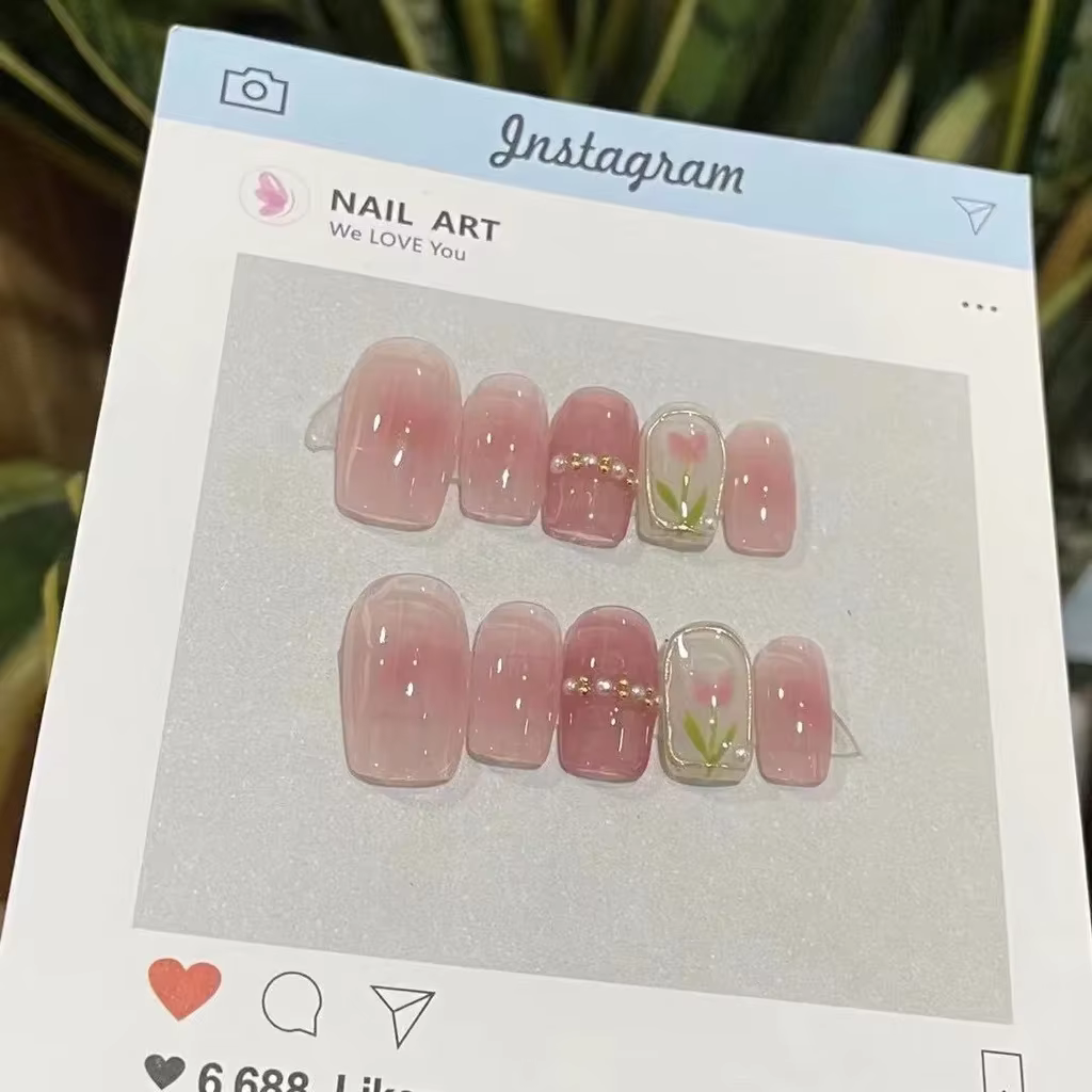 Printemps Fille Blush Manucure Perle Tulipe Carré Faux Ongles Rose Doux Fait À La Main Nail Art Patchs