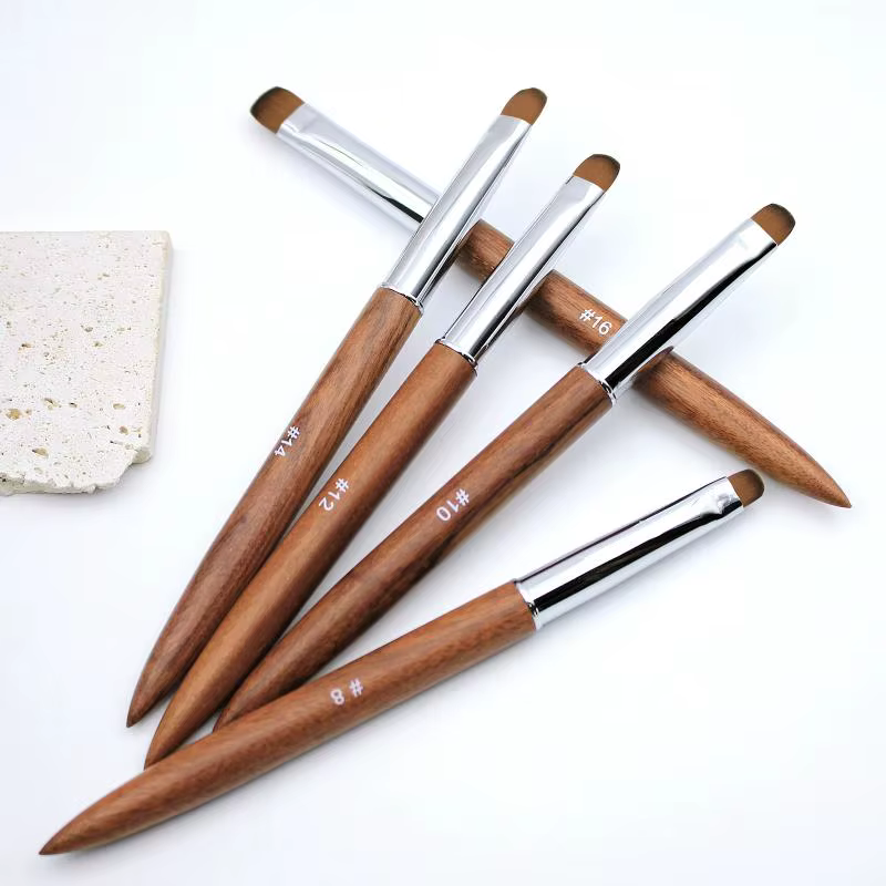 Pinceaux de nail art français