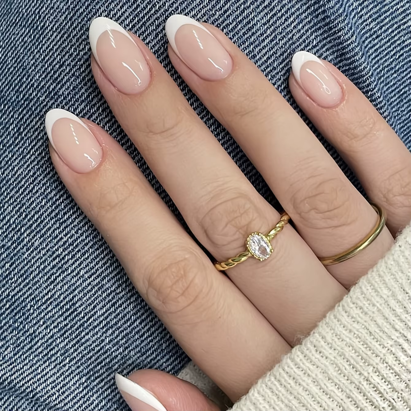 24 pièces-ongles en amande à bordure blanche française-ensemble de Nail Art blanchissant avec faux ongles détachables pour le Festival-Date et usage quotidien