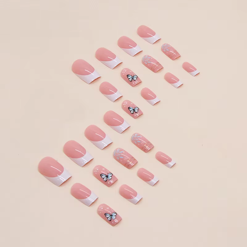 24 morceaux de faux ongles en forme de cercueil imprimés effet 3D avec 1 colle