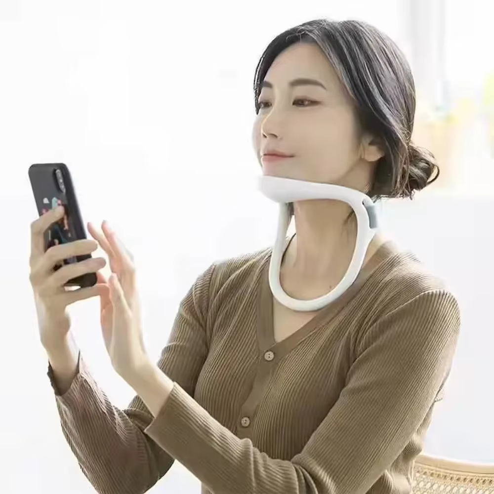 Soutien du cou du col cervical pour la correction de la posture de la tête avant et le confort assis long avec fonction de traction du cou