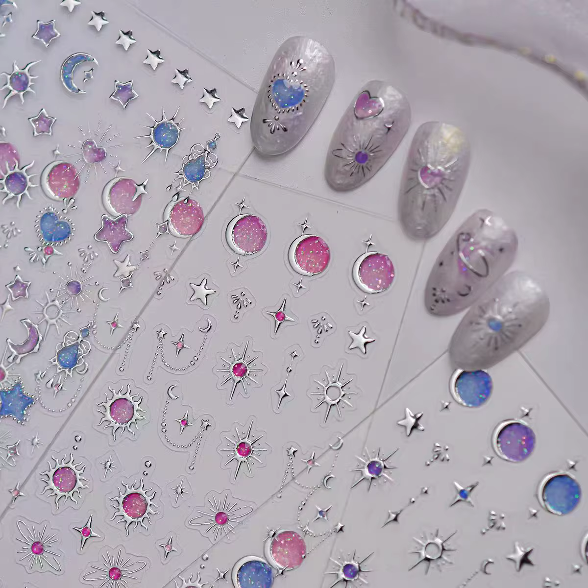 Autocollants pour ongles en forme d'étoile à cinq branches colorés