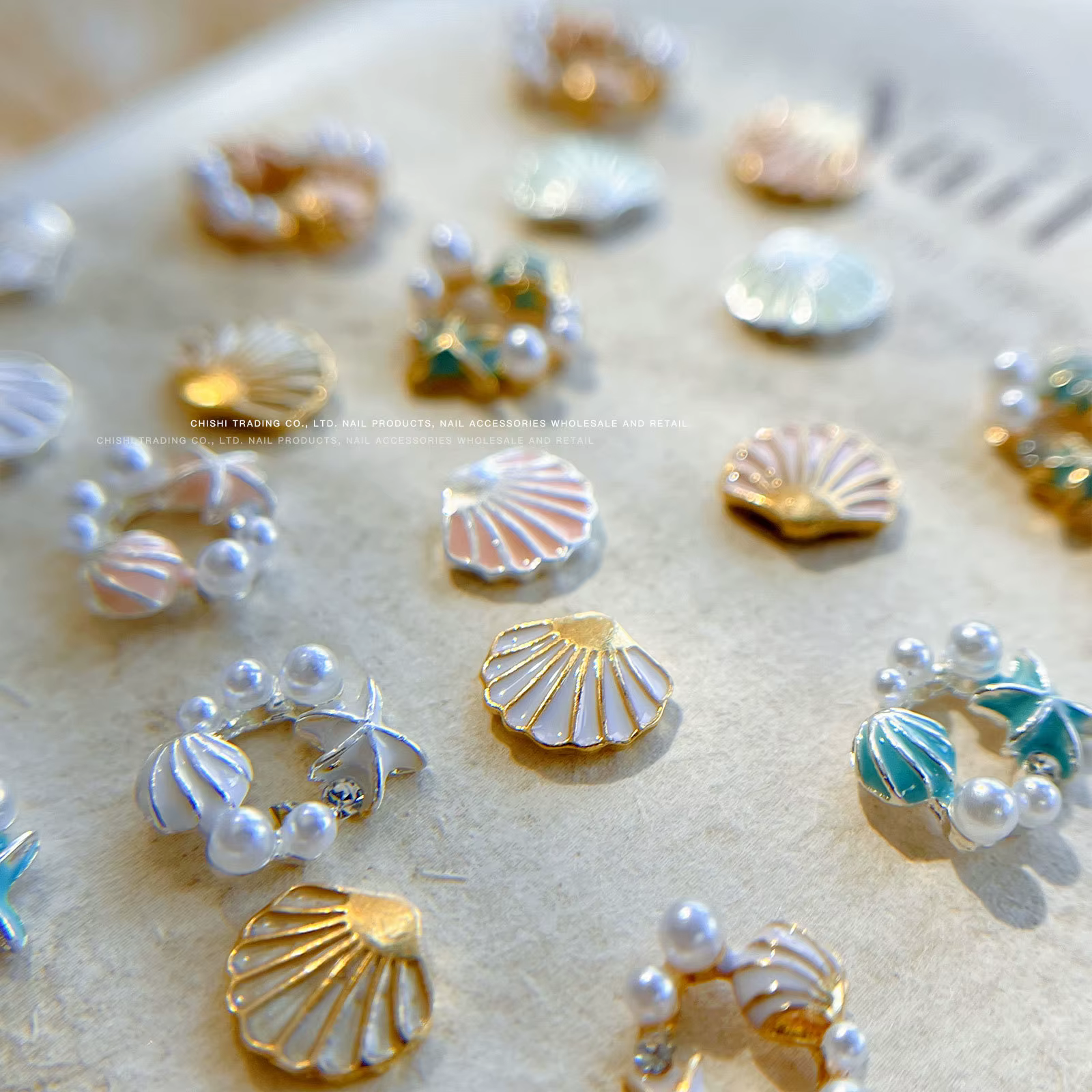 Breloques pour ongles en forme de coquillage