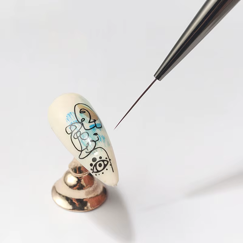 Pinceaux pour nail art