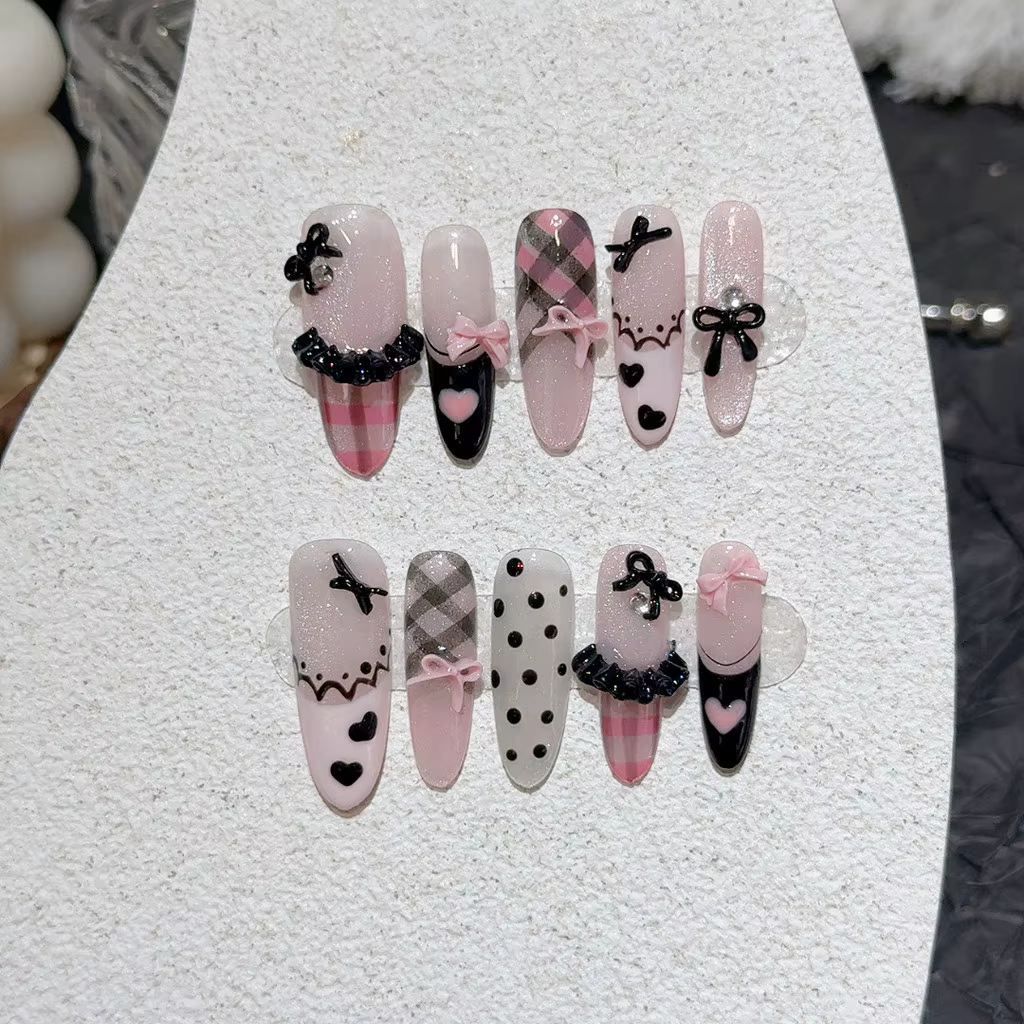 Noir rose doux français amande presse à la main sur les ongles grille à pois amour jupe Ballet faux