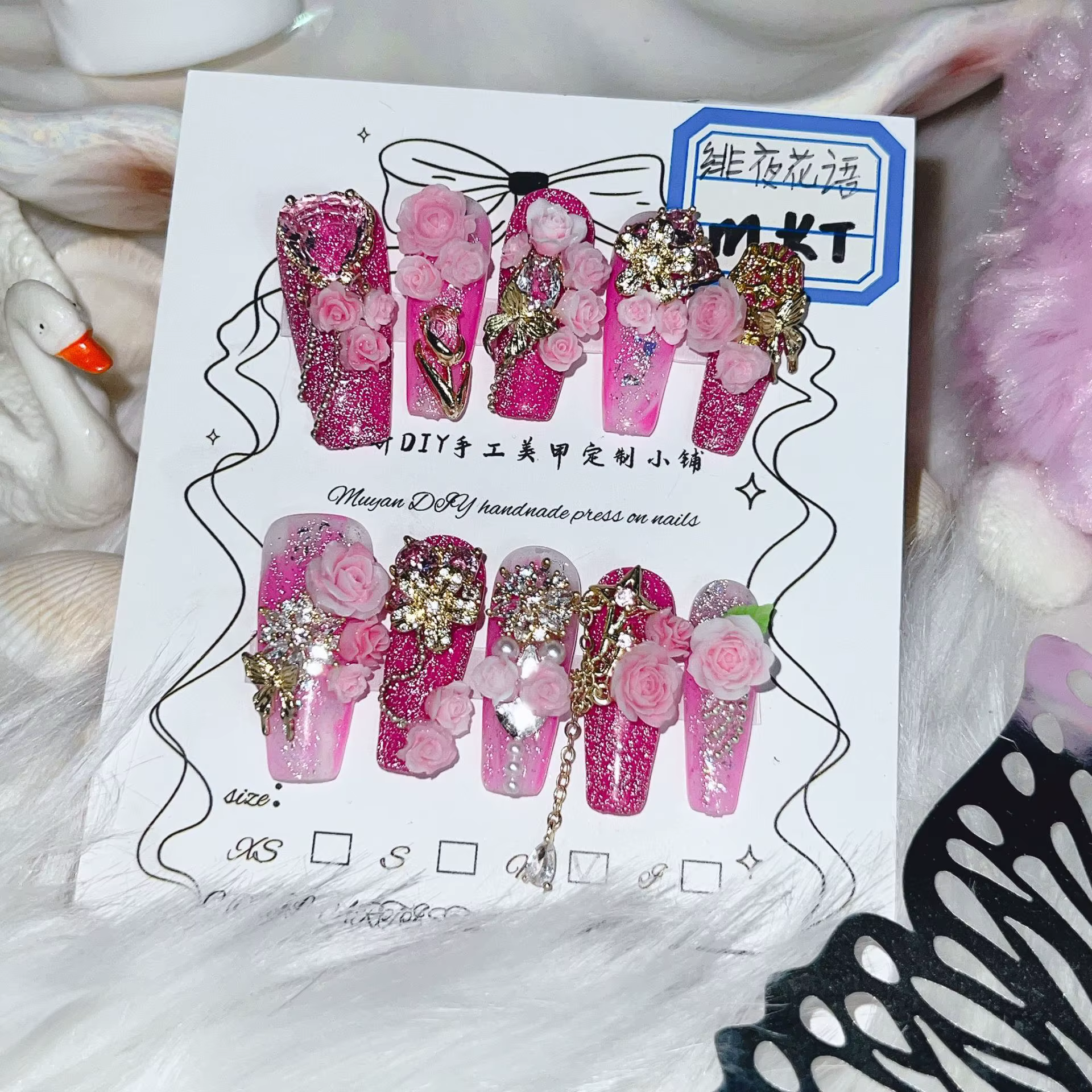 Presse sur les ongles fait à la main rose ombré 3D or