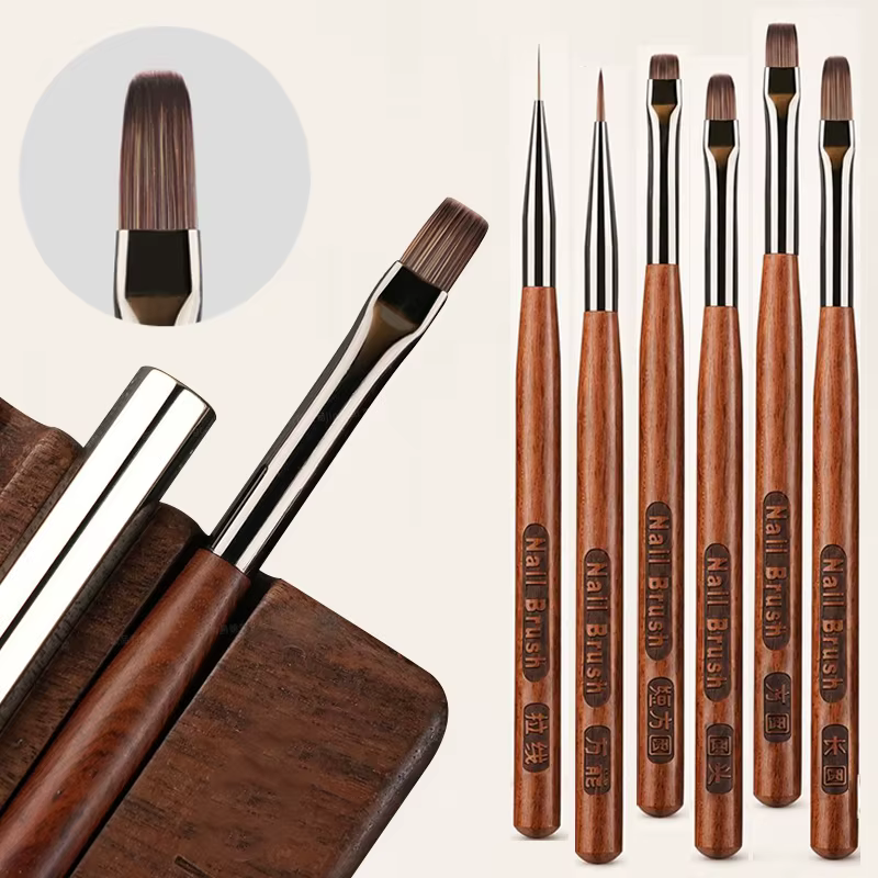 Pinceau de conception pour ongles