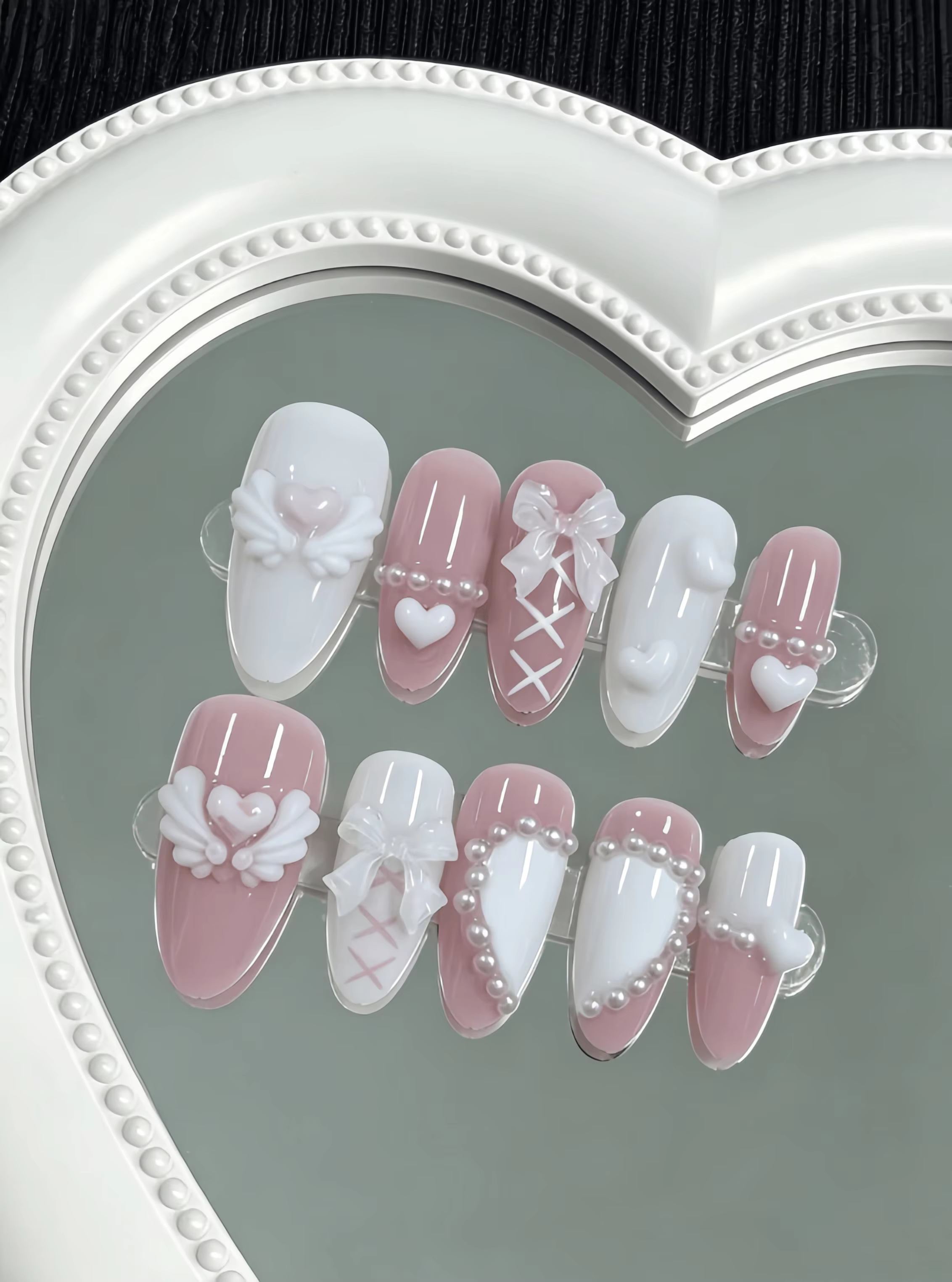 10 faux ongles faits main en forme d'amande