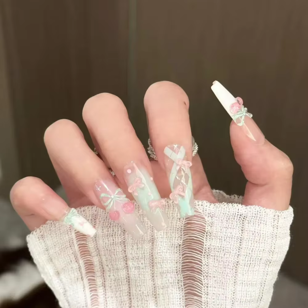 Ongles Press-On 3D Cerise Menthe Printemps-Été Faits Main Français