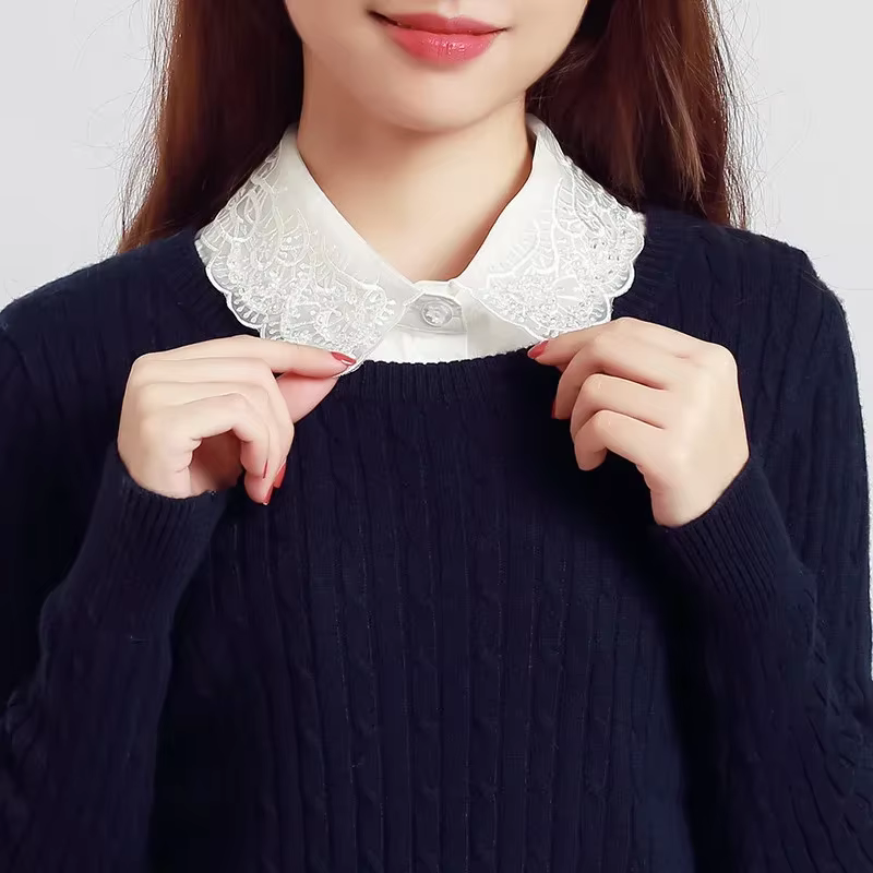 Mode 2025 cravate avant blanc faux col pour les femmes col détachable faux filles Vintage dentelle dames faux col de chemisier