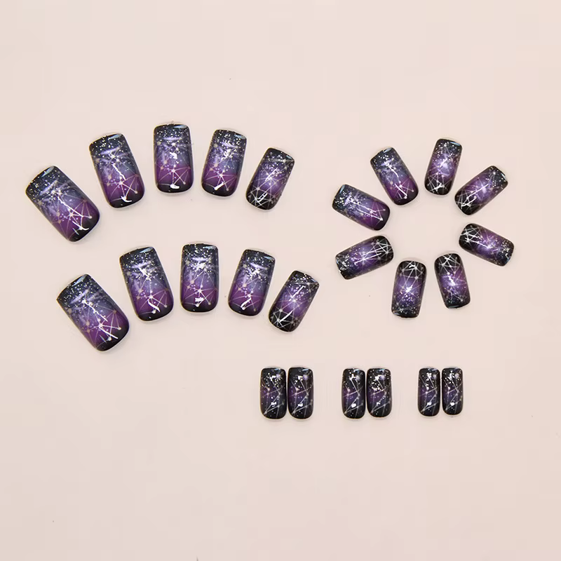 Faux ongles moyens pour femmes