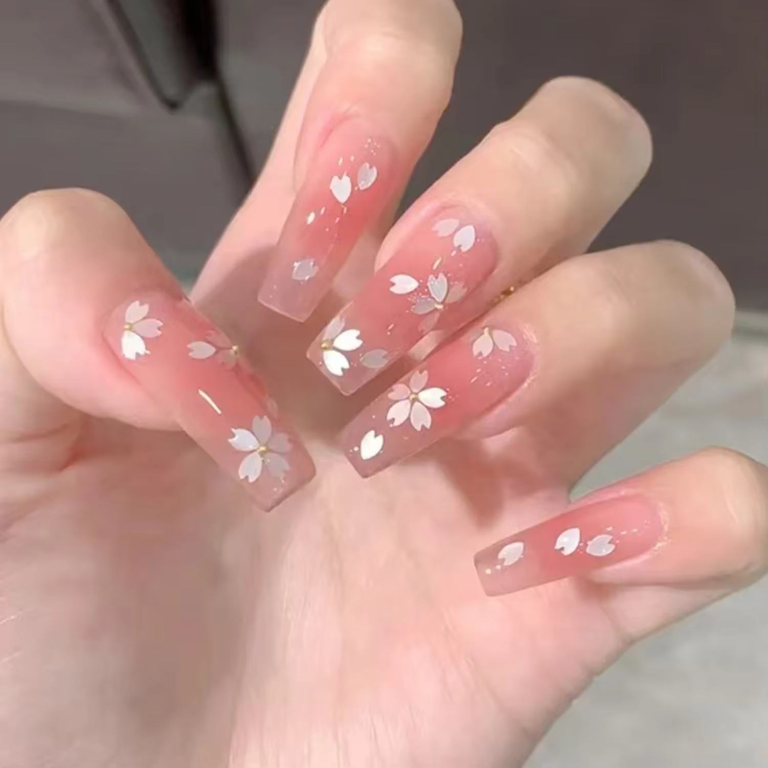 Doux Sakura fleur pétale puce Nail Arts bricolage fleurs colorées paillettes ongles autocollants fabrication de bijoux manucure charme décoration
