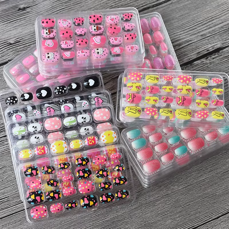24 pièces/boîte Faux ongles pour enfants