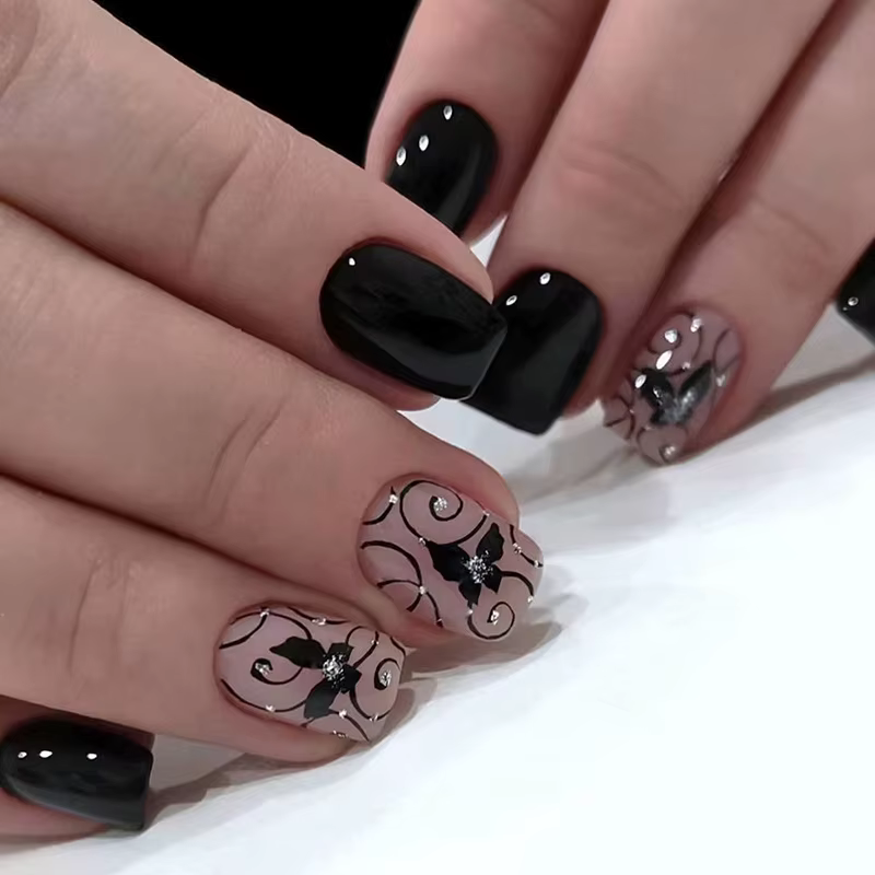 Faux Ongles Courts à Presser pour la Saison Printemps Été
