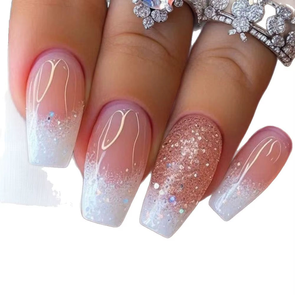 Faux ongles courts, moyens et longs