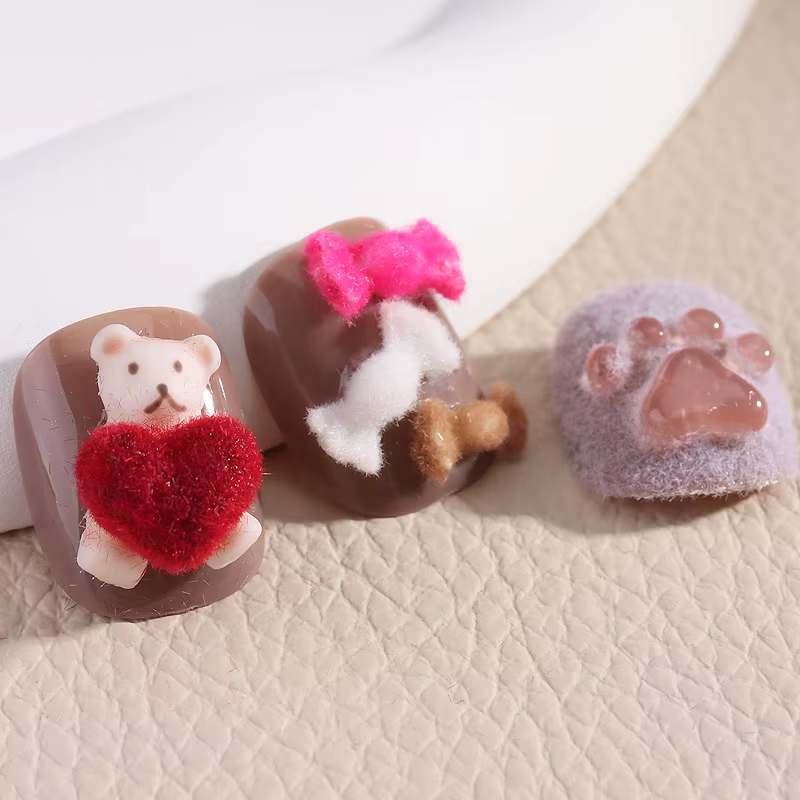 Décoration d'ongles en velours rose