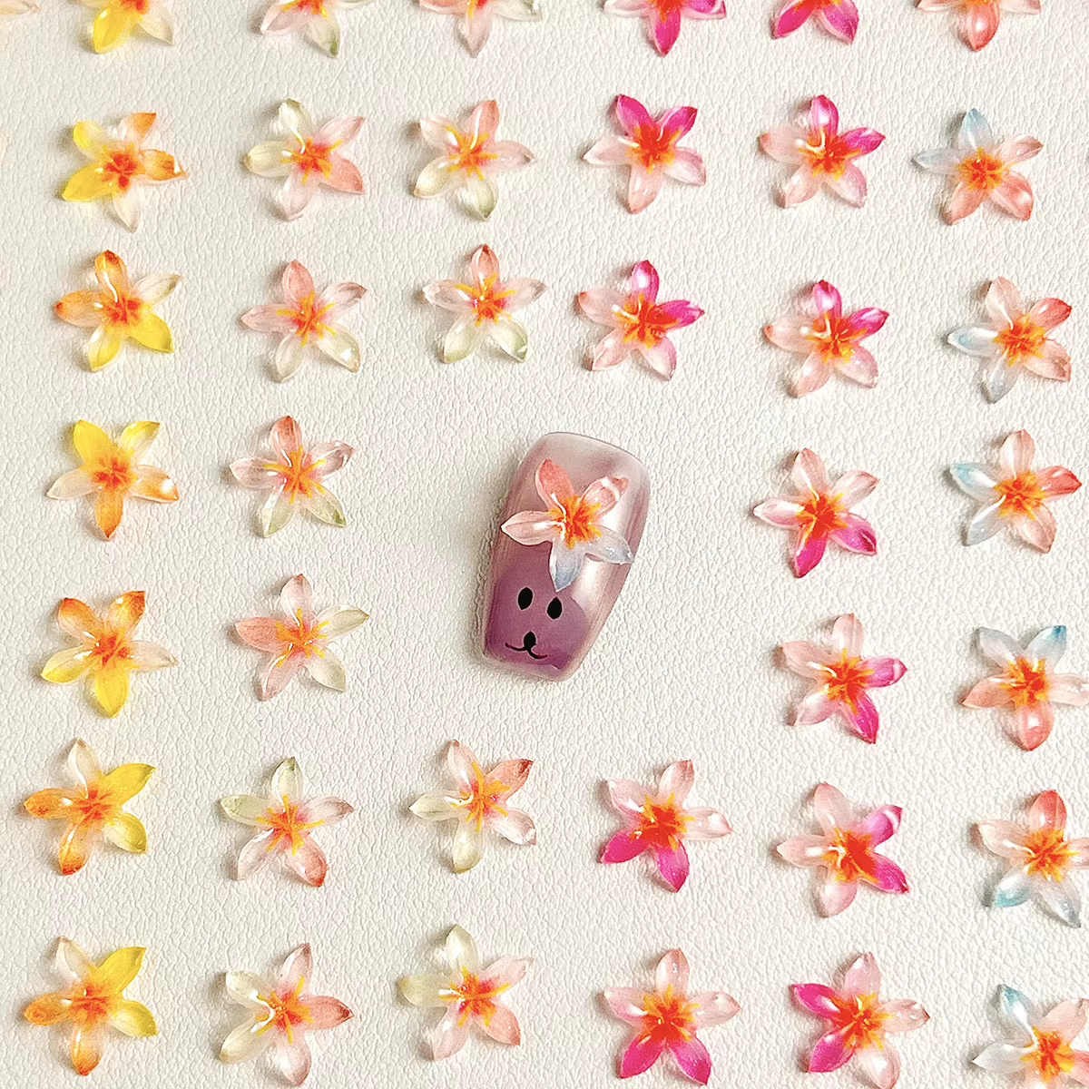 20 pièces de décorations pour ongles en résine en forme de fleur de lys – Style féerique pastel japonais