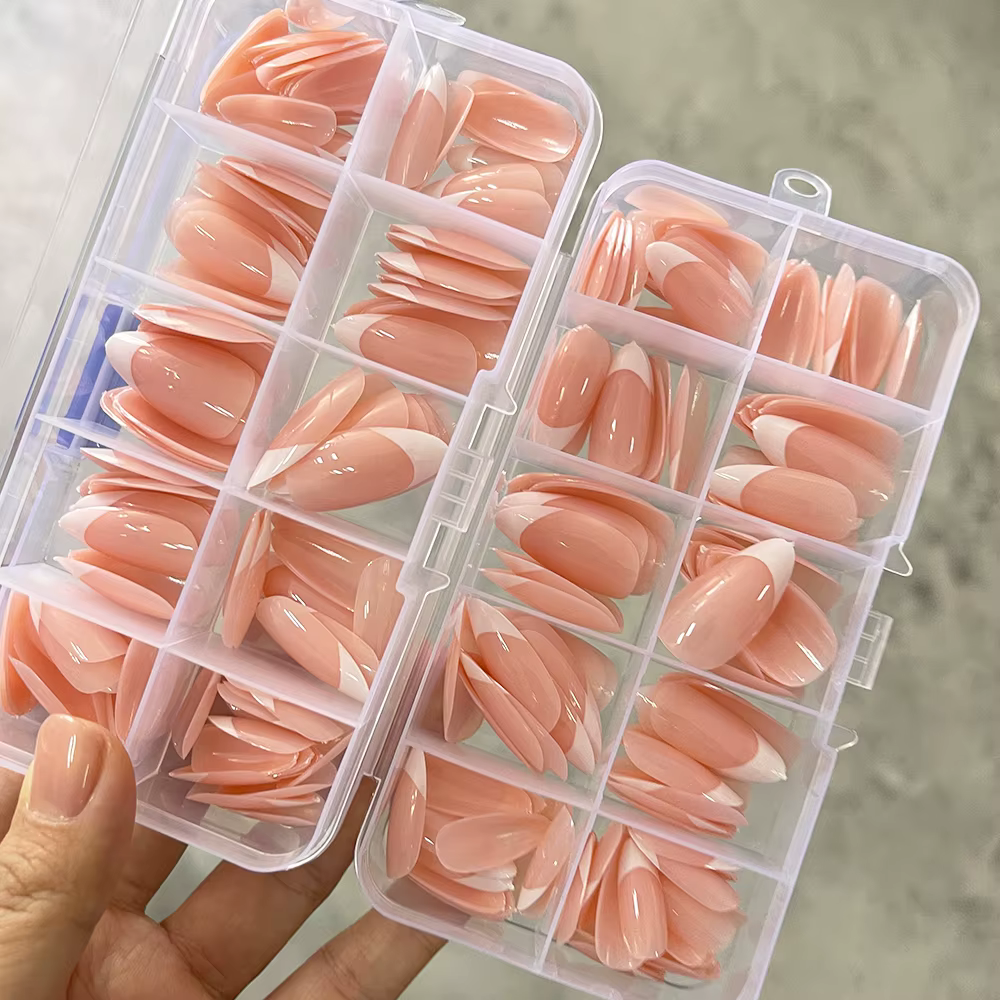120 faux ongles amande moyenne
