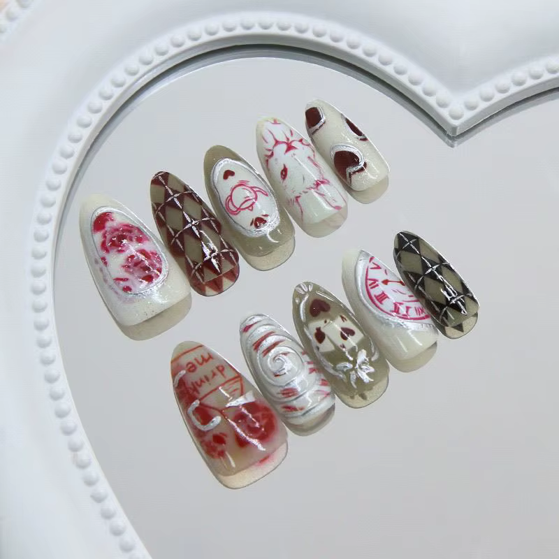 24 faux ongles gothiques Dark Fairy
