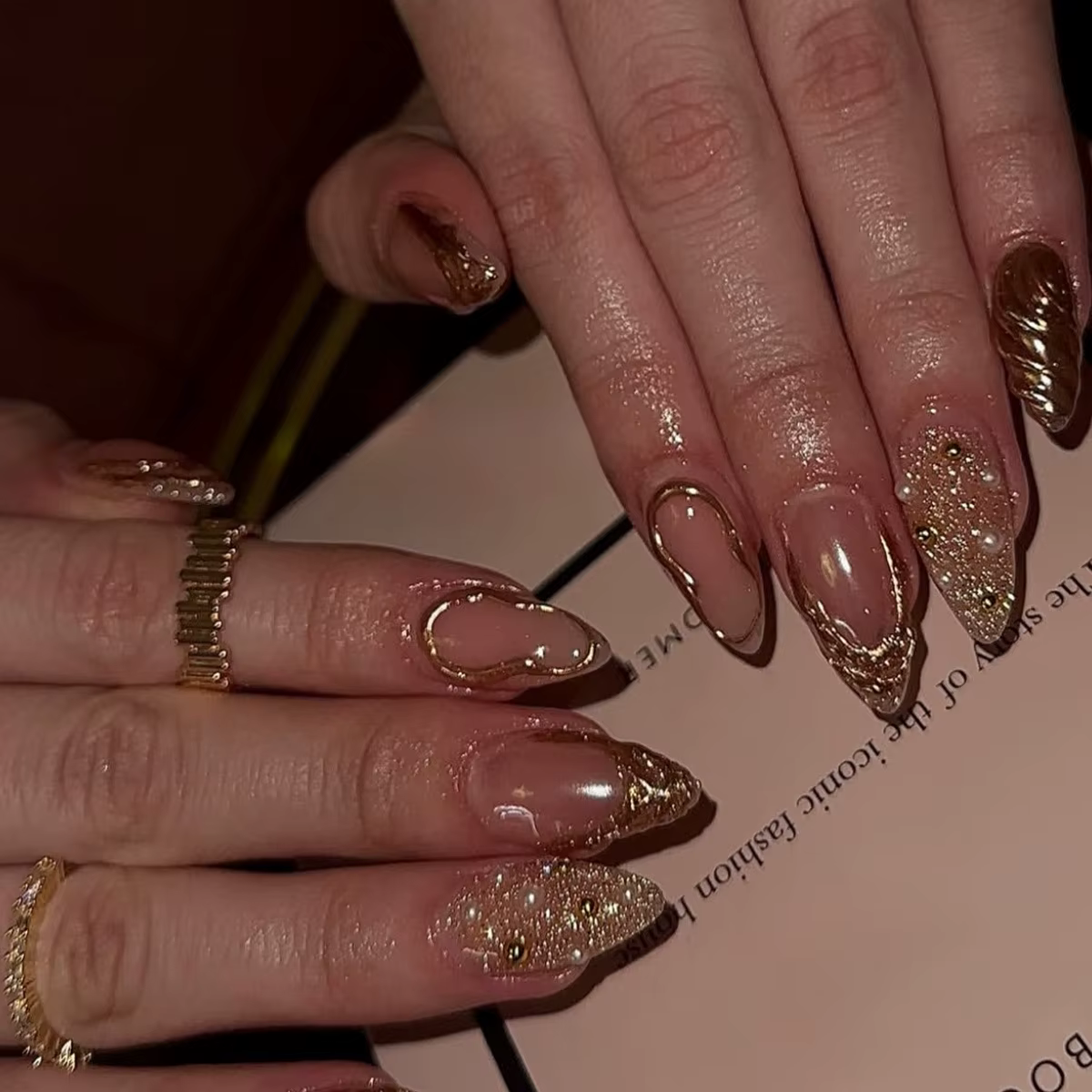 24 pièces amande dorée presse sur ongles faux