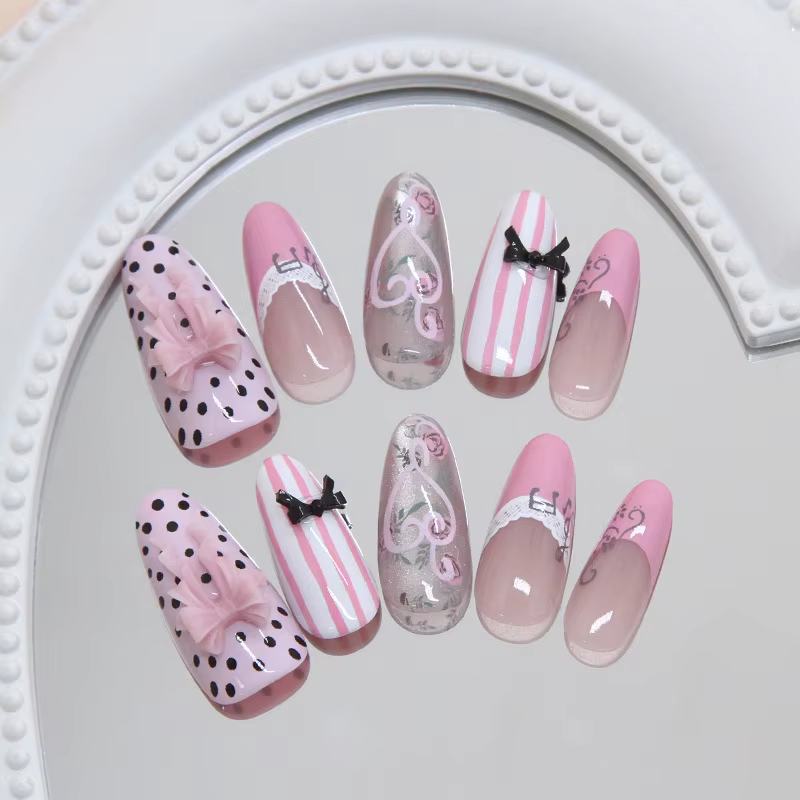 30 faux ongles créatifs motif notes de musique