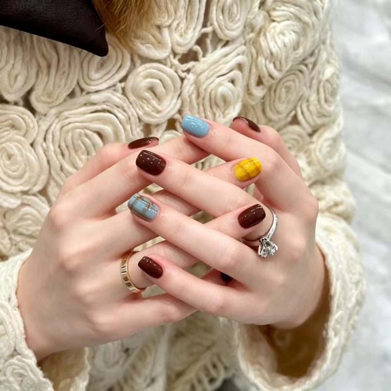 30 faux ongles mignons au design de dessin animé