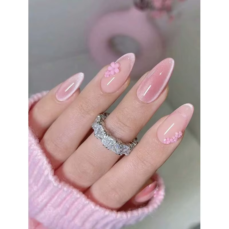 10 pièces à la main moyen amande porter des ongles