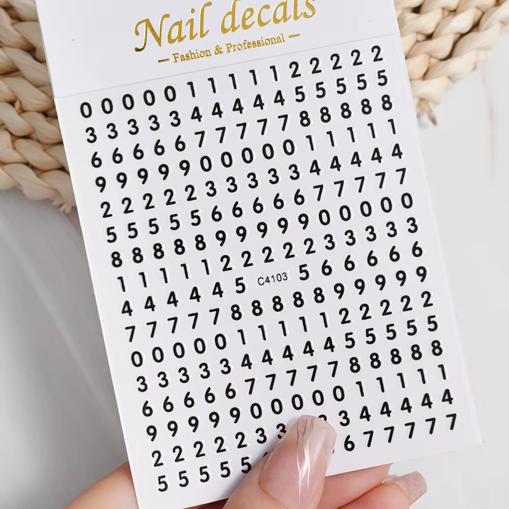 Autocollant pour ongles 3d avec chiffres noirs et lettres anglaises