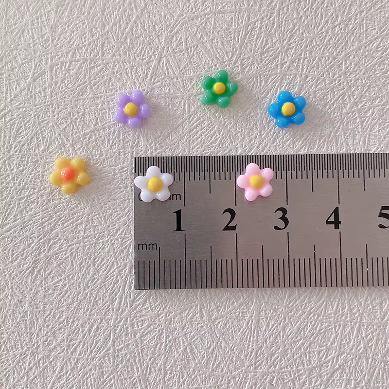 Fleur de printemps de dessin animé pour la décoration d'art d'ongle