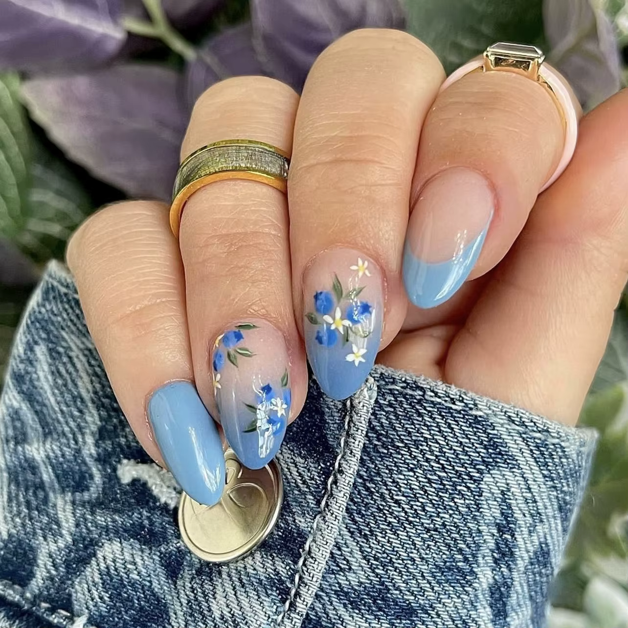24 faux ongles courts ovales, motifs floraux colorés, à porter sur les doigts, en forme d'amande, à presser, pour femmes