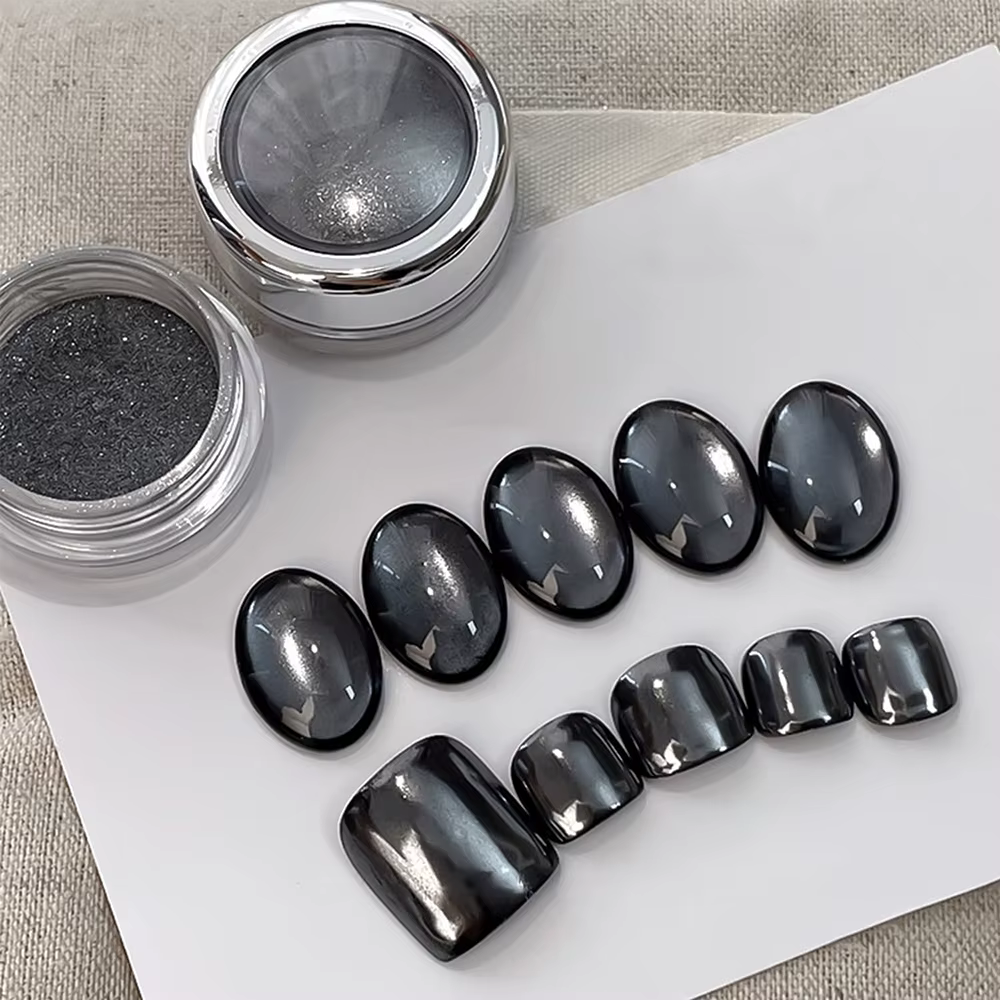 Poudre à ongles chromée noire brillante