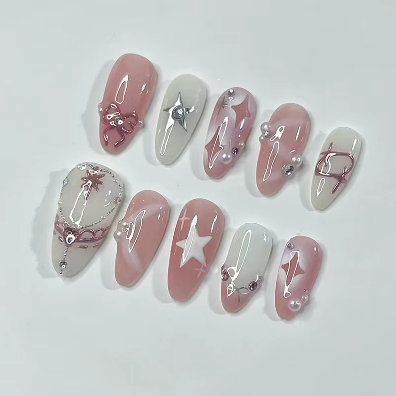 24 faux ongles à presser