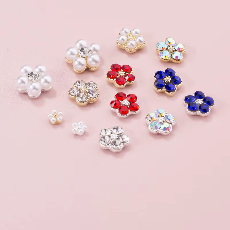 Décoration d'ongles en diamant coloré