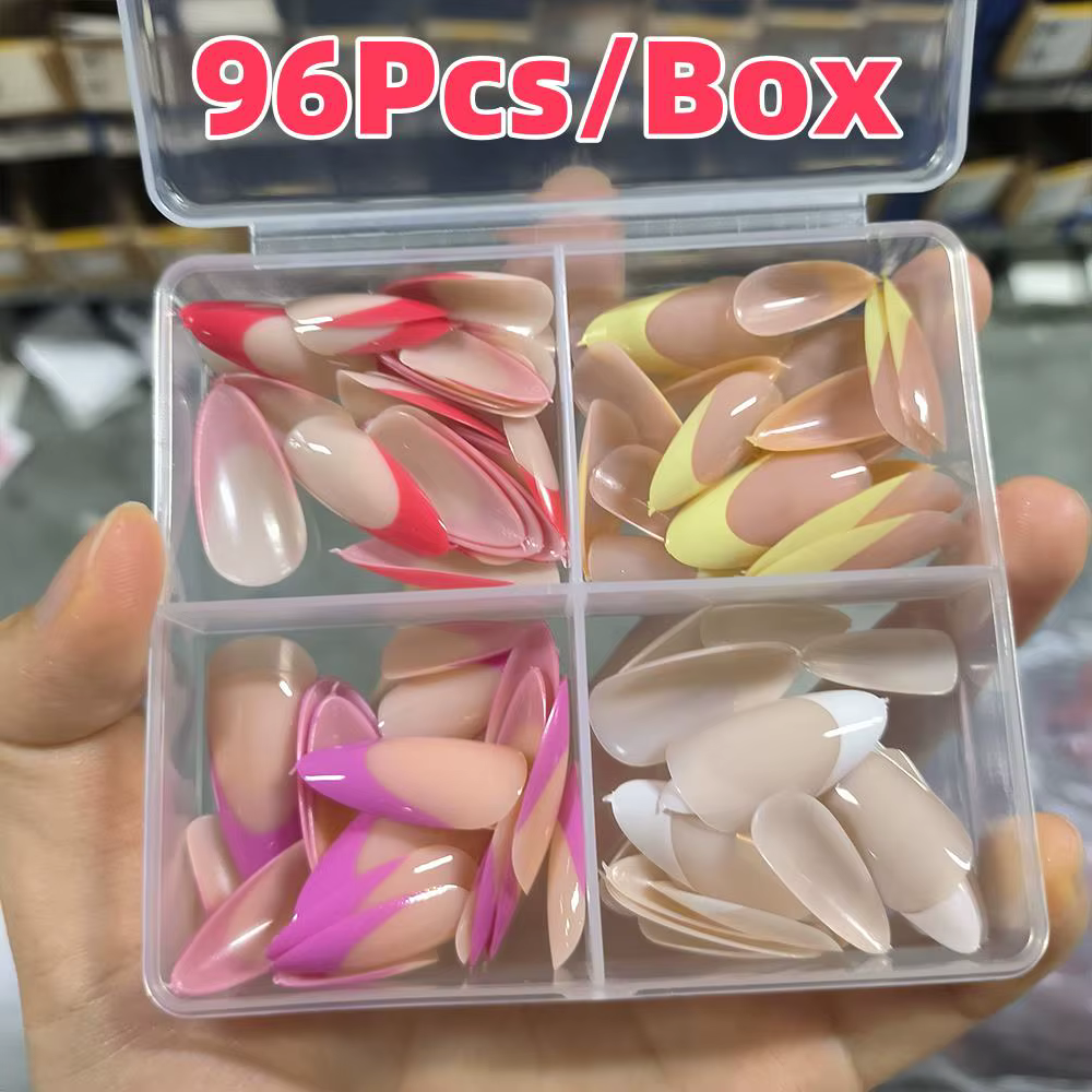 Faux ongles français en amande