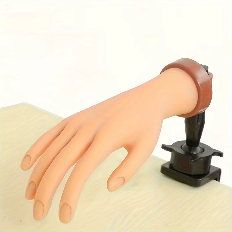 Main d'entraînement pour la pratique des ongles avec support de bureau