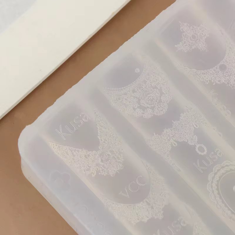 Moule à ongles en dentelle transparente pour femmes