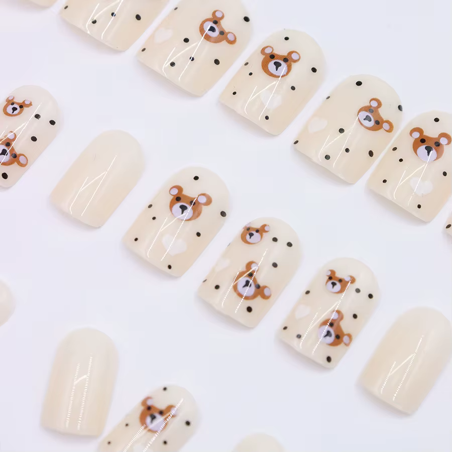 Mignon petit ours 24 pièces presse sur ongles rose dégradé faux