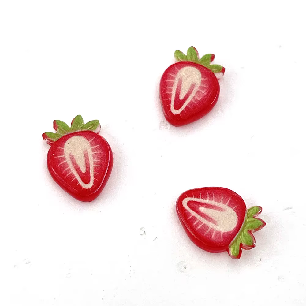 Momme ou Berry- Kiyomi coupe fruits rouges accessoire pour ongles Kawaii dessin animé pomme fraise résine décors