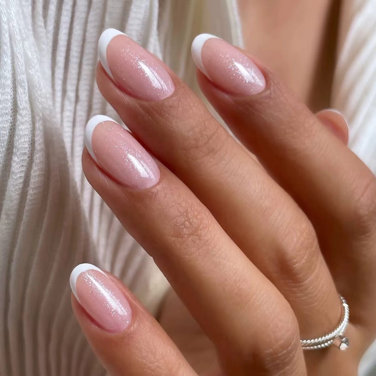Blanc français classique court rond Nail Art portable mode faux ongles détachable fini