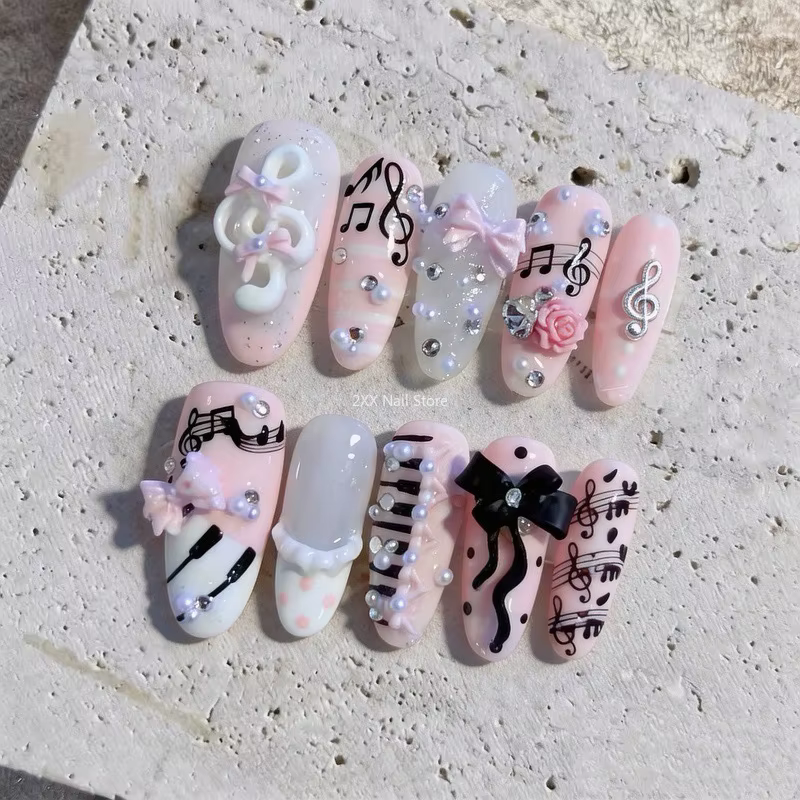 Nouvelles 10 pièces Ongles artificiels faits main Muse Rose Noir