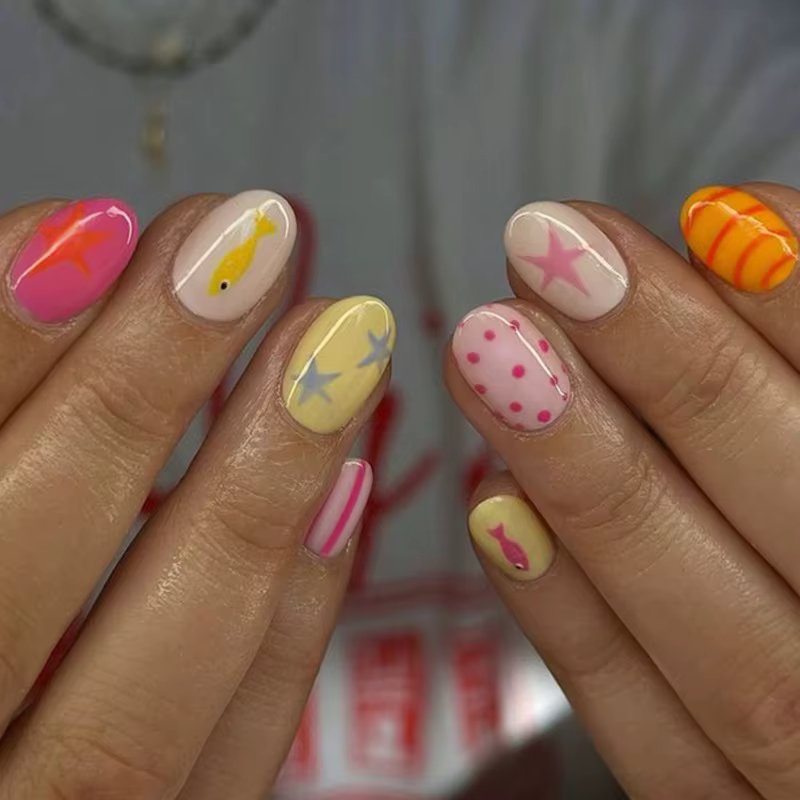 24 faux ongles courts et ronds d'été